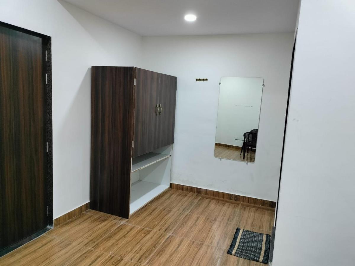 Hotel Satkar International Chhindwāra エクステリア 写真