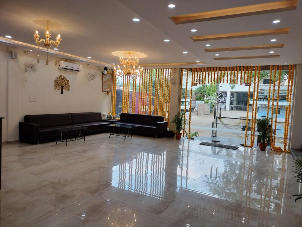 Hotel Satkar International Chhindwāra エクステリア 写真